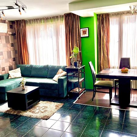 The Green Apartment - Free Parking 소피아 외부 사진